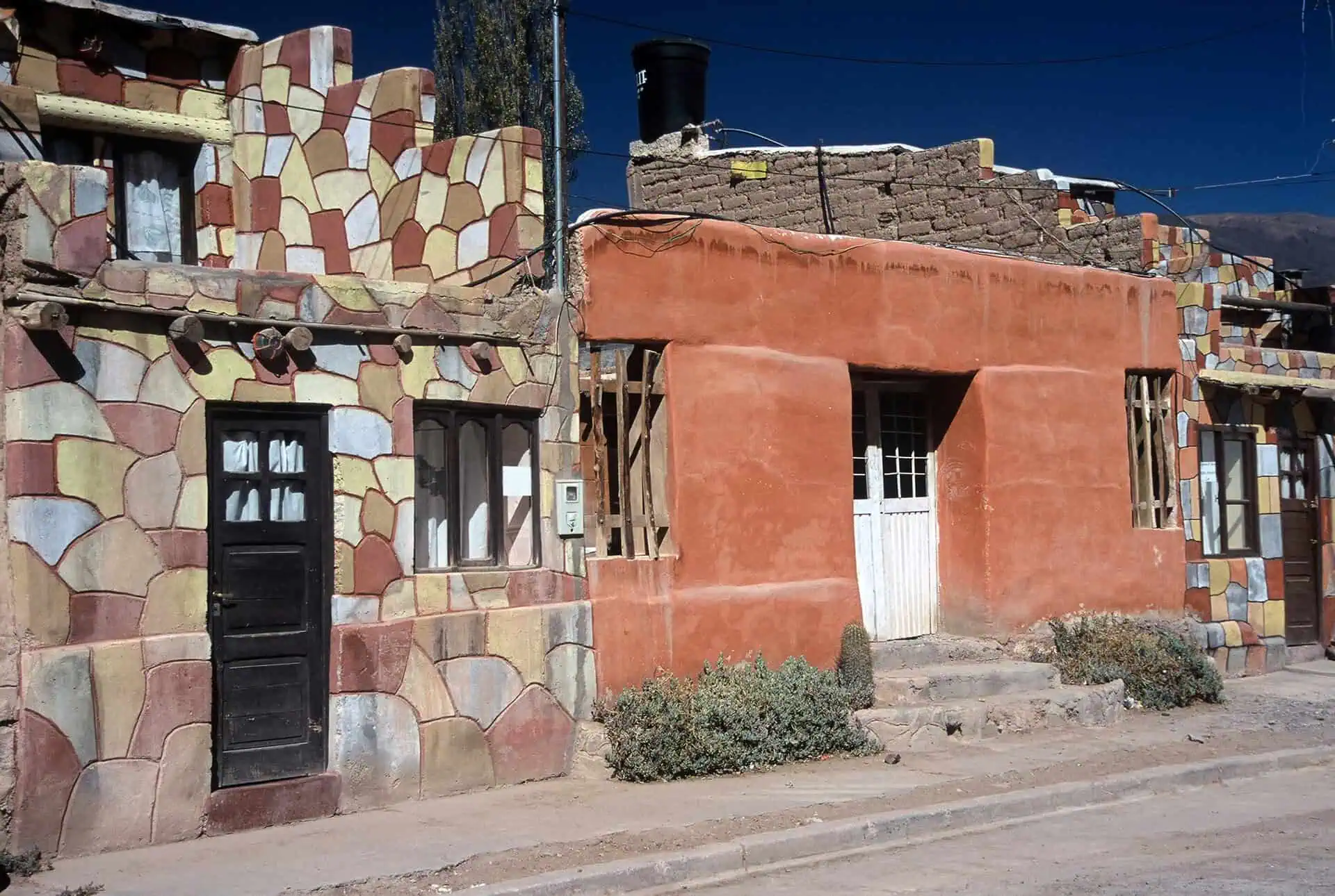 Salta-1707 - El clima en Argentina: ciclogénesis impacta en La Plata con lluvias y frío